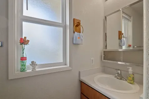 1880 Medart Lane Grants Pass OR 97527