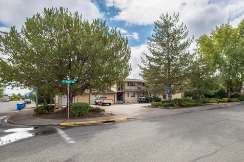1880 Medart Lane Grants Pass OR 97527