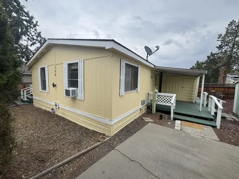 2633 SW Obsidian Avenue Redmond OR 97756