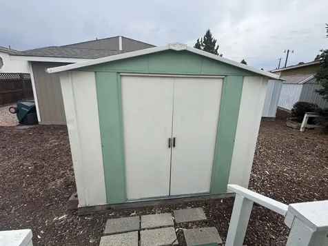 2633 SW Obsidian Avenue Redmond OR 97756