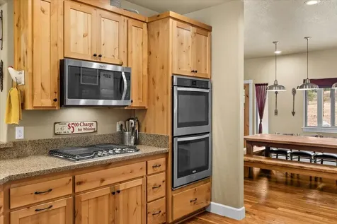 100 Mckenzie Ridge Road Grants Pass OR 97526