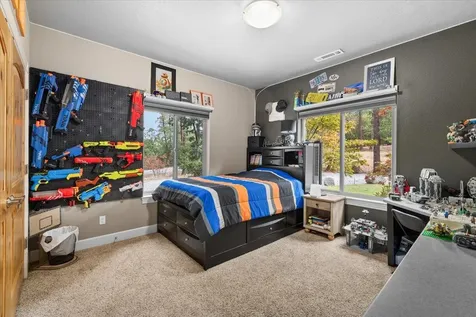 100 Mckenzie Ridge Road Grants Pass OR 97526