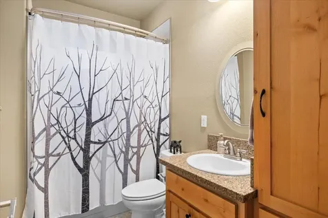 100 Mckenzie Ridge Road Grants Pass OR 97526