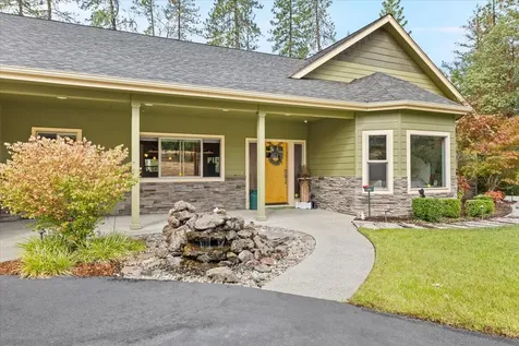 100 Mckenzie Ridge Road Grants Pass OR 97526