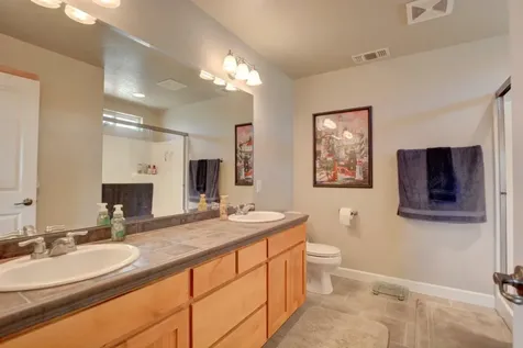 739 Spring Valley Drive Medford OR 97501