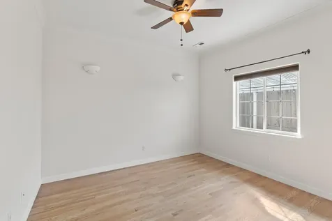 2034 NW Sarum Circle Grants Pass OR 97526