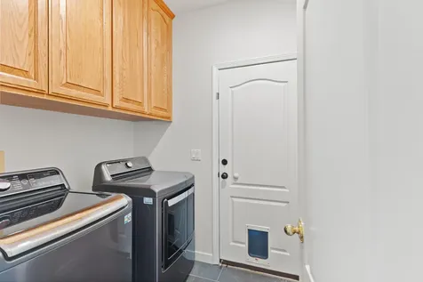2034 NW Sarum Circle Grants Pass OR 97526