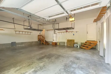 2034 NW Sarum Circle Grants Pass OR 97526