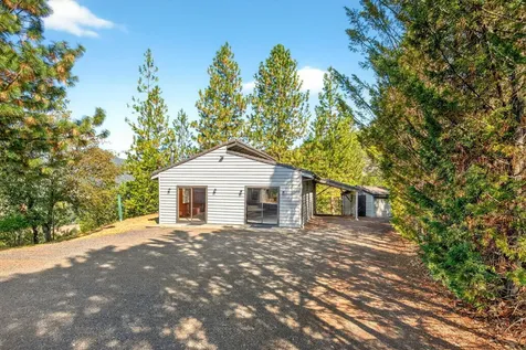 3013 Galls Creek Road Gold Hill OR 97525