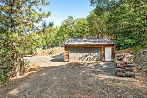 3013 Galls Creek Road Gold Hill OR 97525