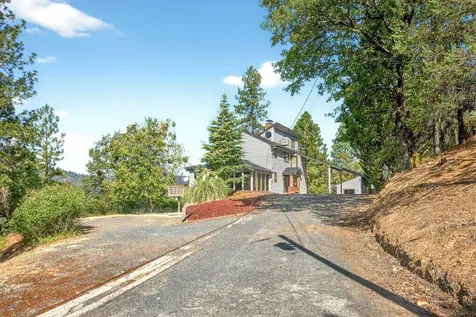 3013 Galls Creek Road Gold Hill OR 97525
