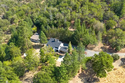 3013 Galls Creek Road Gold Hill OR 97525