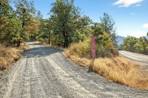 3013 Galls Creek Road Gold Hill OR 97525