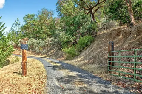 3013 Galls Creek Road Gold Hill OR 97525