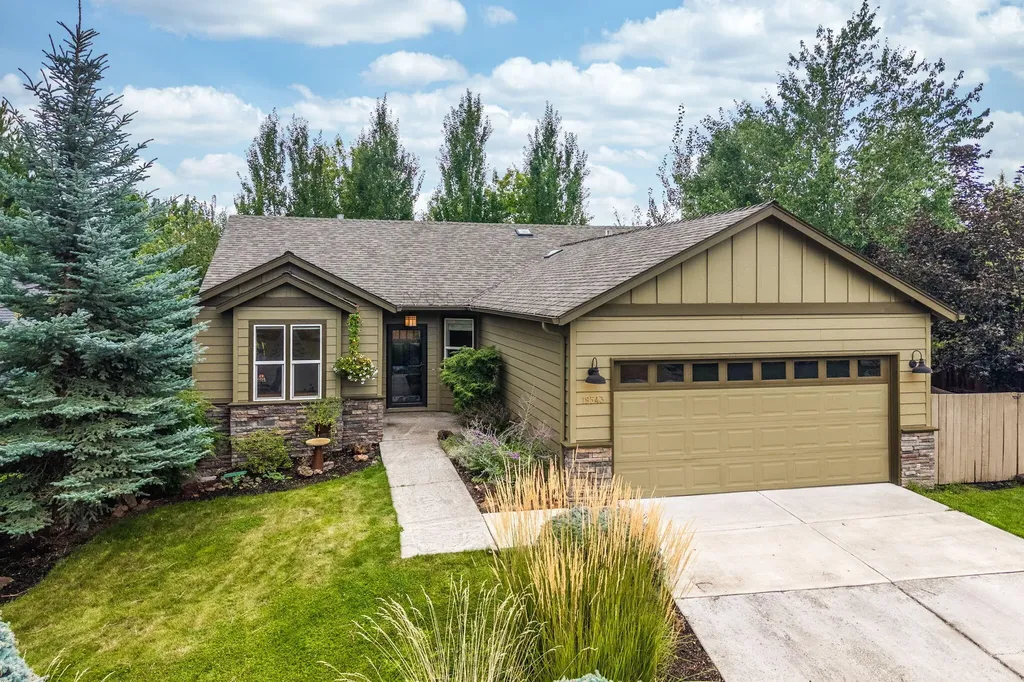 19543 Greatwood Loop Bend OR 97702