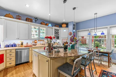 478 Siskiyou Boulevard Ashland OR 97520