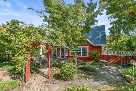 478 Siskiyou Boulevard Ashland OR 97520