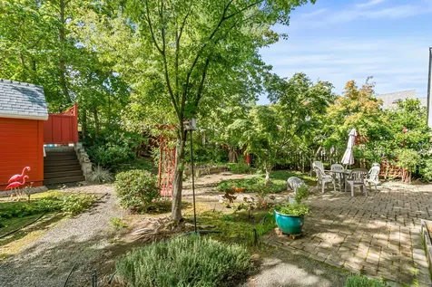 478 Siskiyou Boulevard Ashland OR 97520