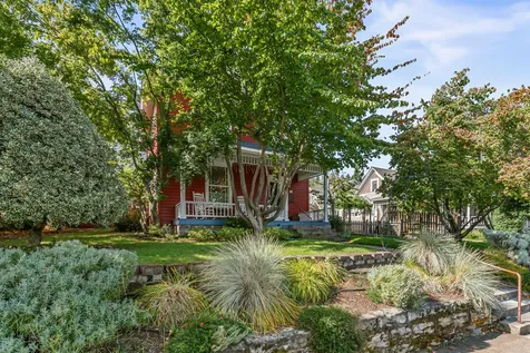 478 Siskiyou Boulevard Ashland OR 97520