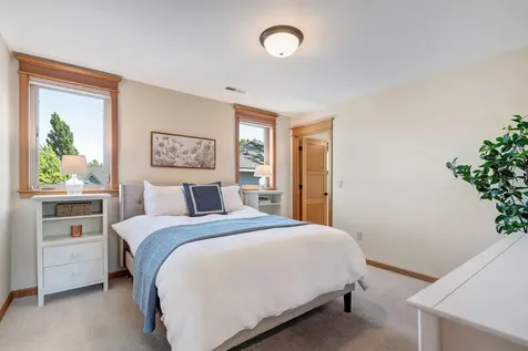 2084 NW Shiraz Court Bend OR 97703