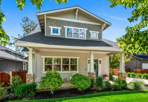 2084 NW Shiraz Court Bend OR 97703