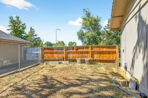 2616 Stonebrook Drive Medford OR 97504