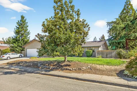 2616 Stonebrook Drive Medford OR 97504