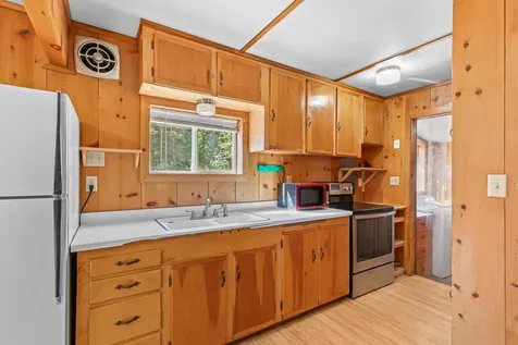21875 E Evans Creek Road White City OR 97503