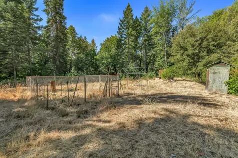 21875 E Evans Creek Road White City OR 97503