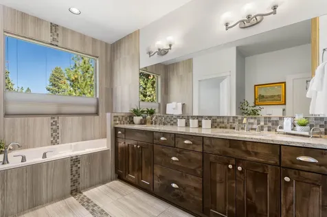 20182 Stonegate Drive Bend OR 97702