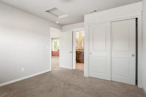 20182 Stonegate Drive Bend OR 97702