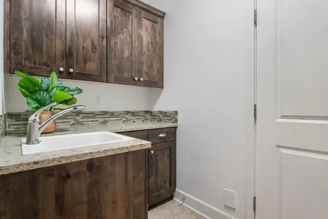 20182 Stonegate Drive Bend OR 97702