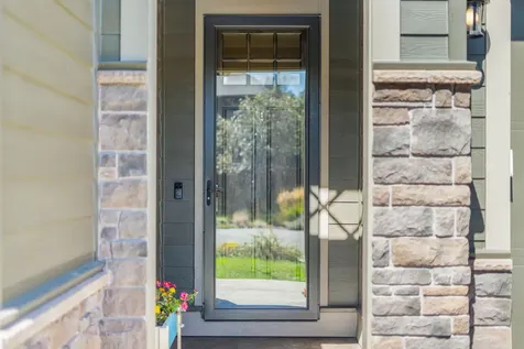 20182 Stonegate Drive Bend OR 97702