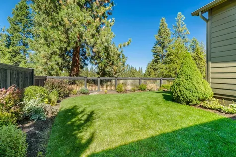 20182 Stonegate Drive Bend OR 97702