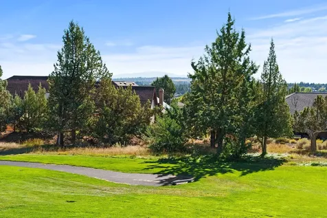 1442 Eagle Springs Court Redmond OR 97756
