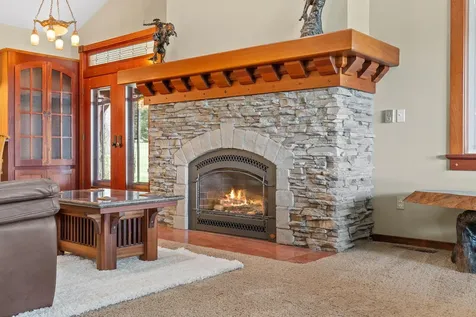 21925 Bear Creek Road Bend OR 97701