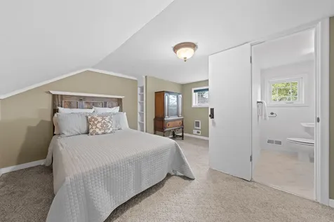 21925 Bear Creek Road Bend OR 97701
