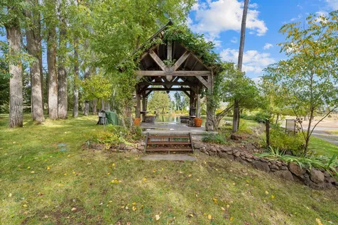 21925 Bear Creek Road Bend OR 97701
