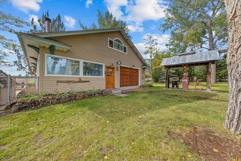 21925 Bear Creek Road Bend OR 97701