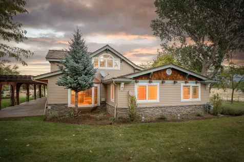 21925 Bear Creek Road Bend OR 97701
