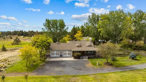 21925 Bear Creek Road Bend OR 97701