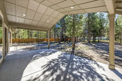 16065 Cascade Lane La Pine OR 97739