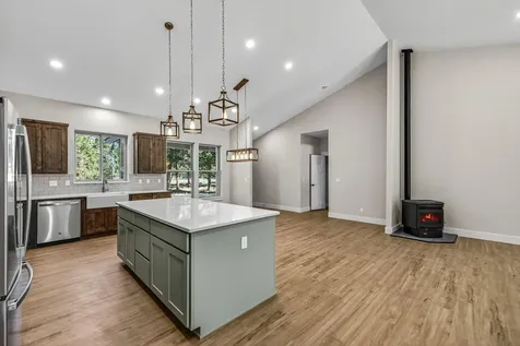16065 Cascade Lane La Pine OR 97739