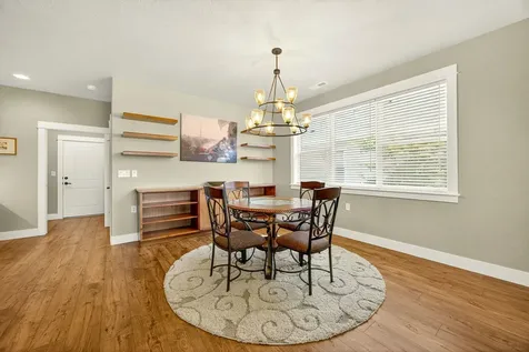 422 Castle Rock Drive Central Point OR 97502