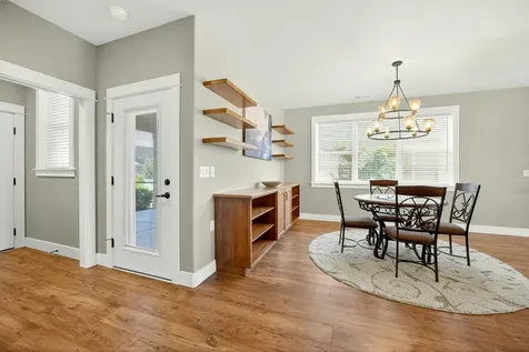 422 Castle Rock Drive Central Point OR 97502