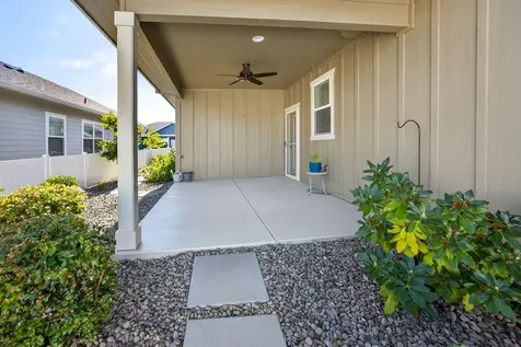 422 Castle Rock Drive Central Point OR 97502