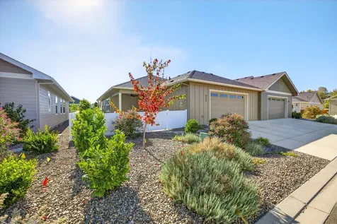 422 Castle Rock Drive Central Point OR 97502