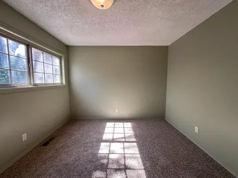 5912 Onyx Avenue Klamath Falls OR 97603