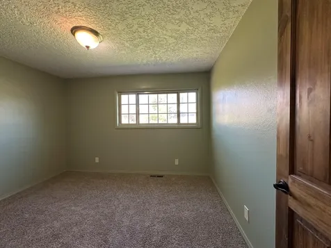 5912 Onyx Avenue Klamath Falls OR 97603