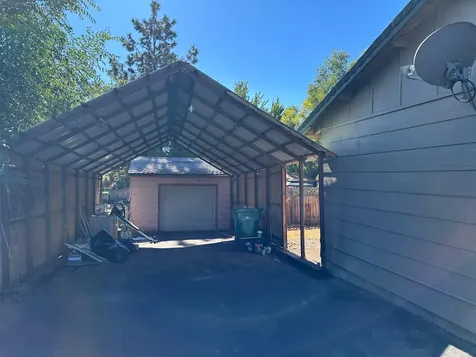 5912 Onyx Avenue Klamath Falls OR 97603